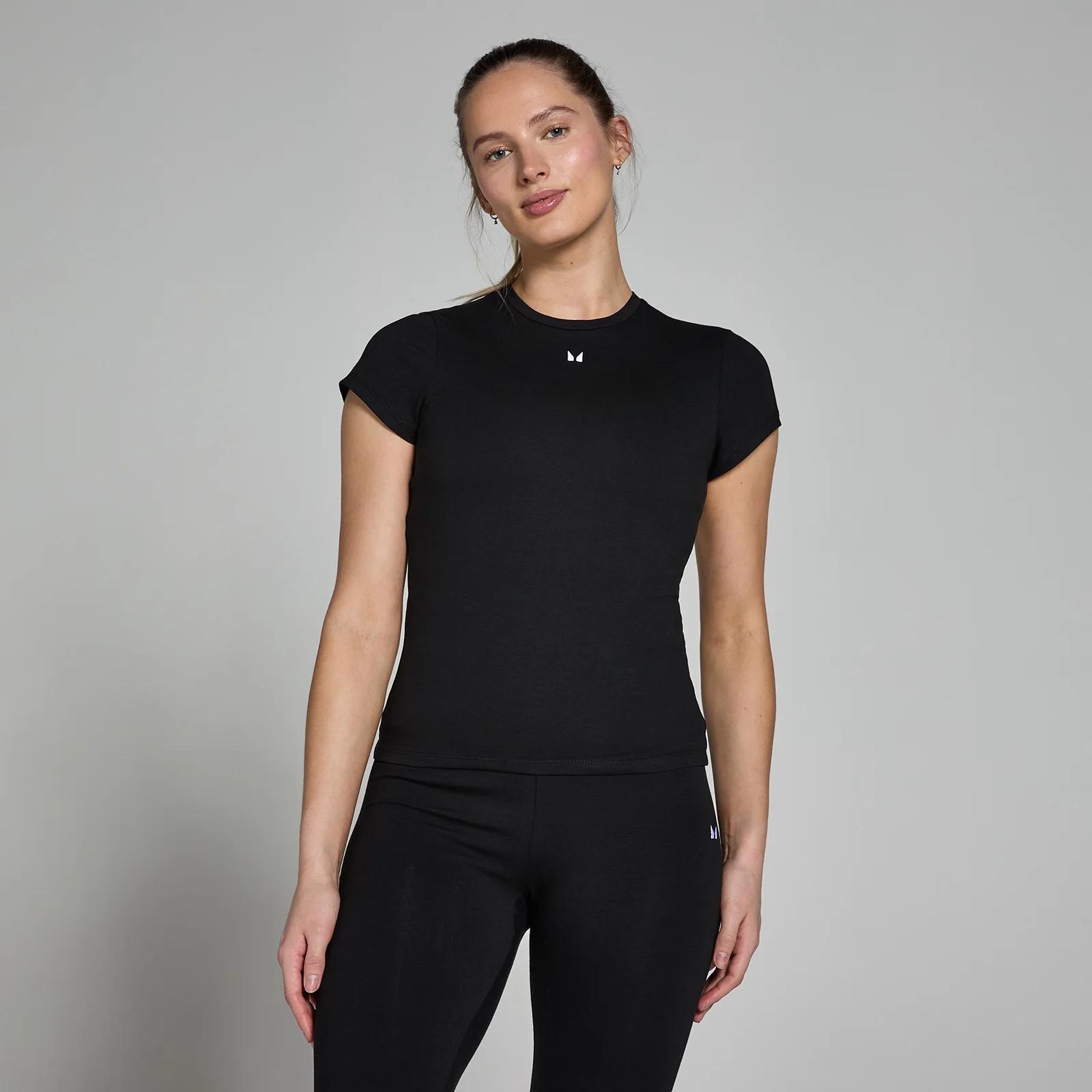 MP Women's Basic Body Fit Short Sleeve T-Shirt - Black - XXS Image 1